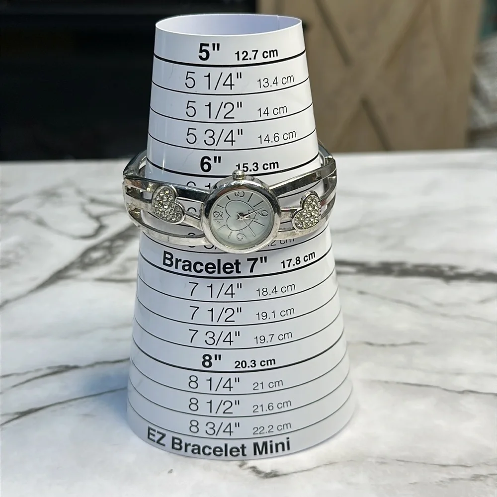 Vintage Y2K Heart Bangle Bracelet Watch